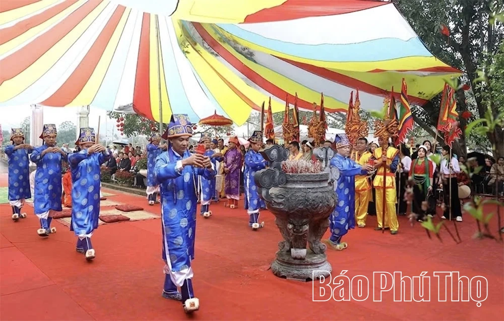 Nét đẹp văn hóa trong lễ hội làng