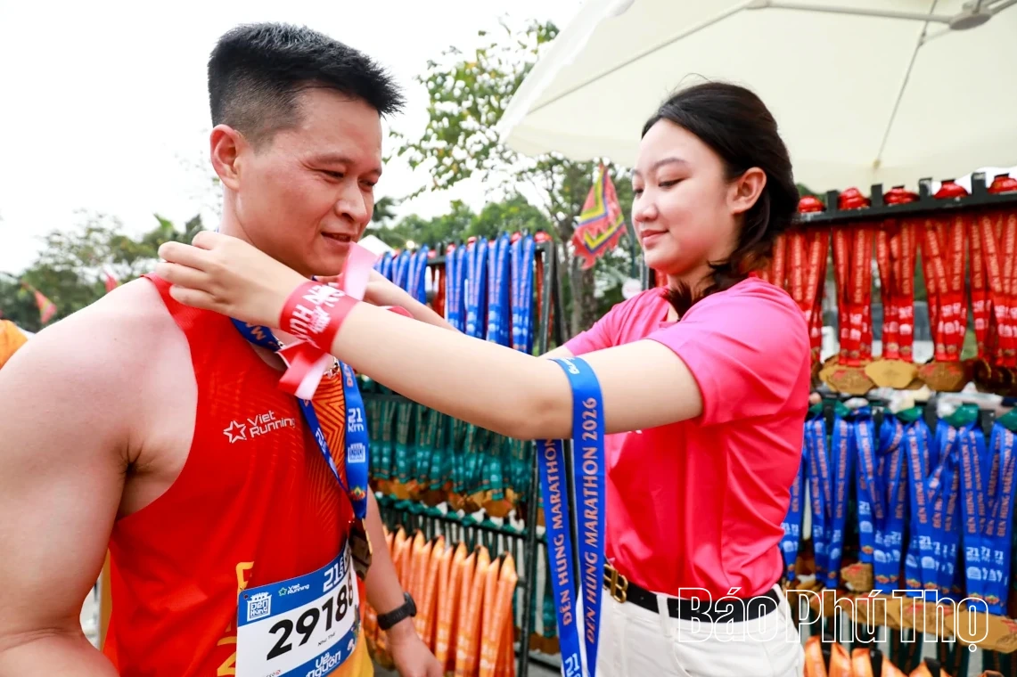 Rực rỡ sắc màu Marathon Đền Hùng “Về Nguồn” 2026