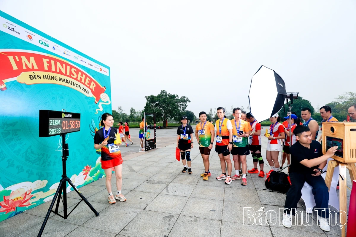 Rực rỡ sắc màu Marathon Đền Hùng “Về Nguồn” 2026