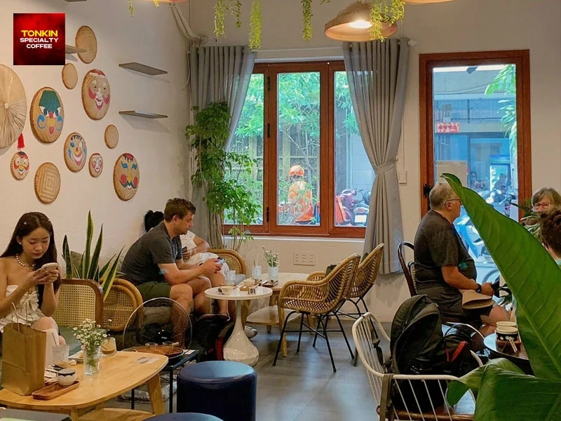Tonkin Coffee Điểm hẹn cà phê được yêu thích ở Quận 1