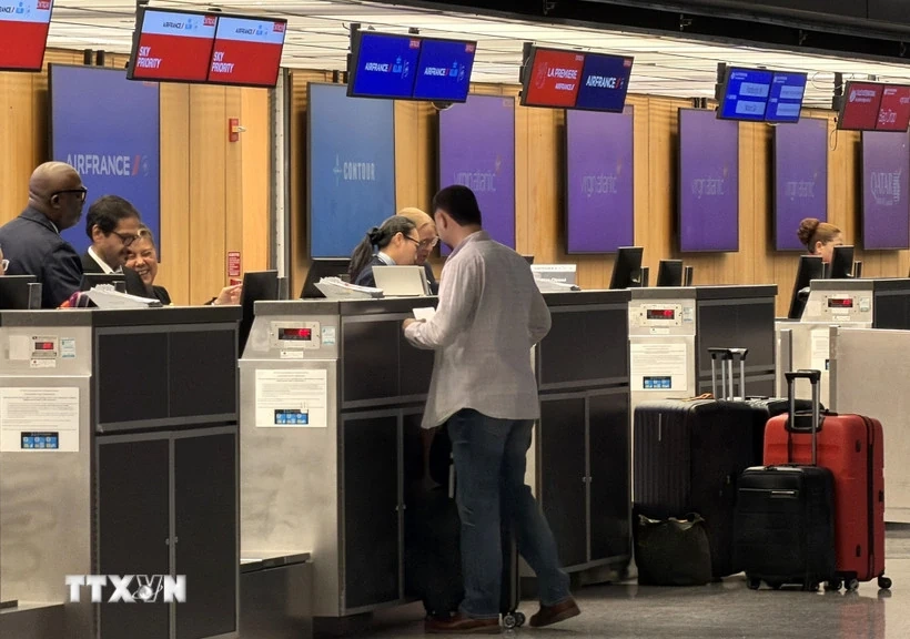 Hành khách “chốt” vé máy bay sớm dịp nghỉ lễ 30/4-1/5