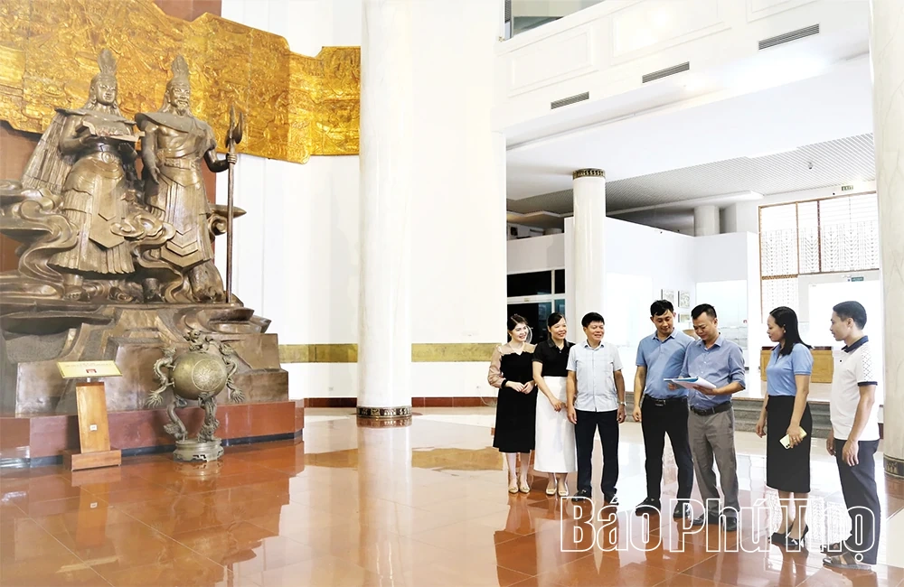 Tích cực chuẩn bị triển lãm “Văn hóa thời đại Hùng Vương - Tinh hoa hội tụ”