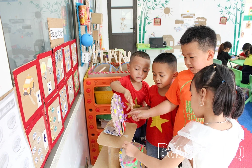 Phổ cập giáo dục mầm non ở vùng khó - Hành trình bền bỉ nơi non cao