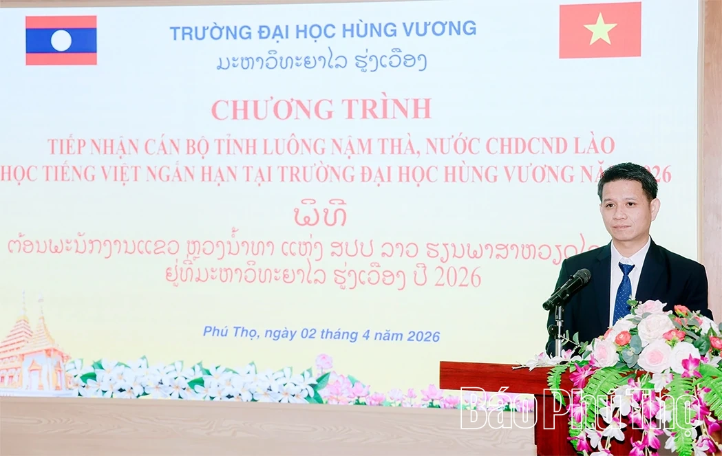 Tiếp nhận cán bộ Lào học tiếng Việt ngắn hạn tại Trường Đại học Hùng Vương