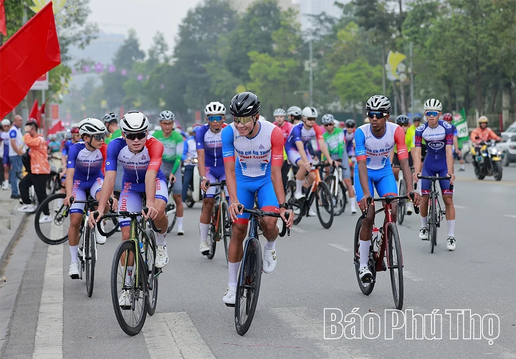 Hành trình “Non sông liền một dải”: Từ Đền Hùng linh thiêng tới thành phố mang tên Bác