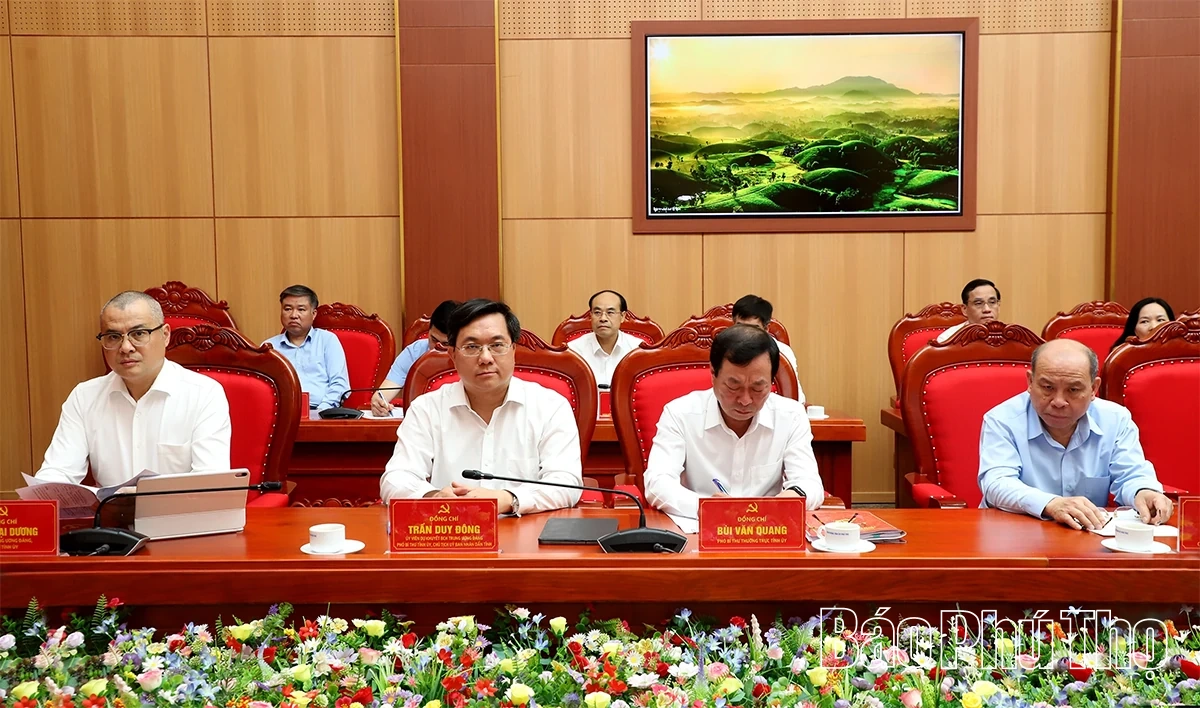 Thông báo Kết luận của Bộ Chính trị về nội dung giám sát (đợt 1) và triển khai các nội dung kiểm tra (đợt 2) đối với Ban Thường vụ Tỉnh ủy Phú Thọ