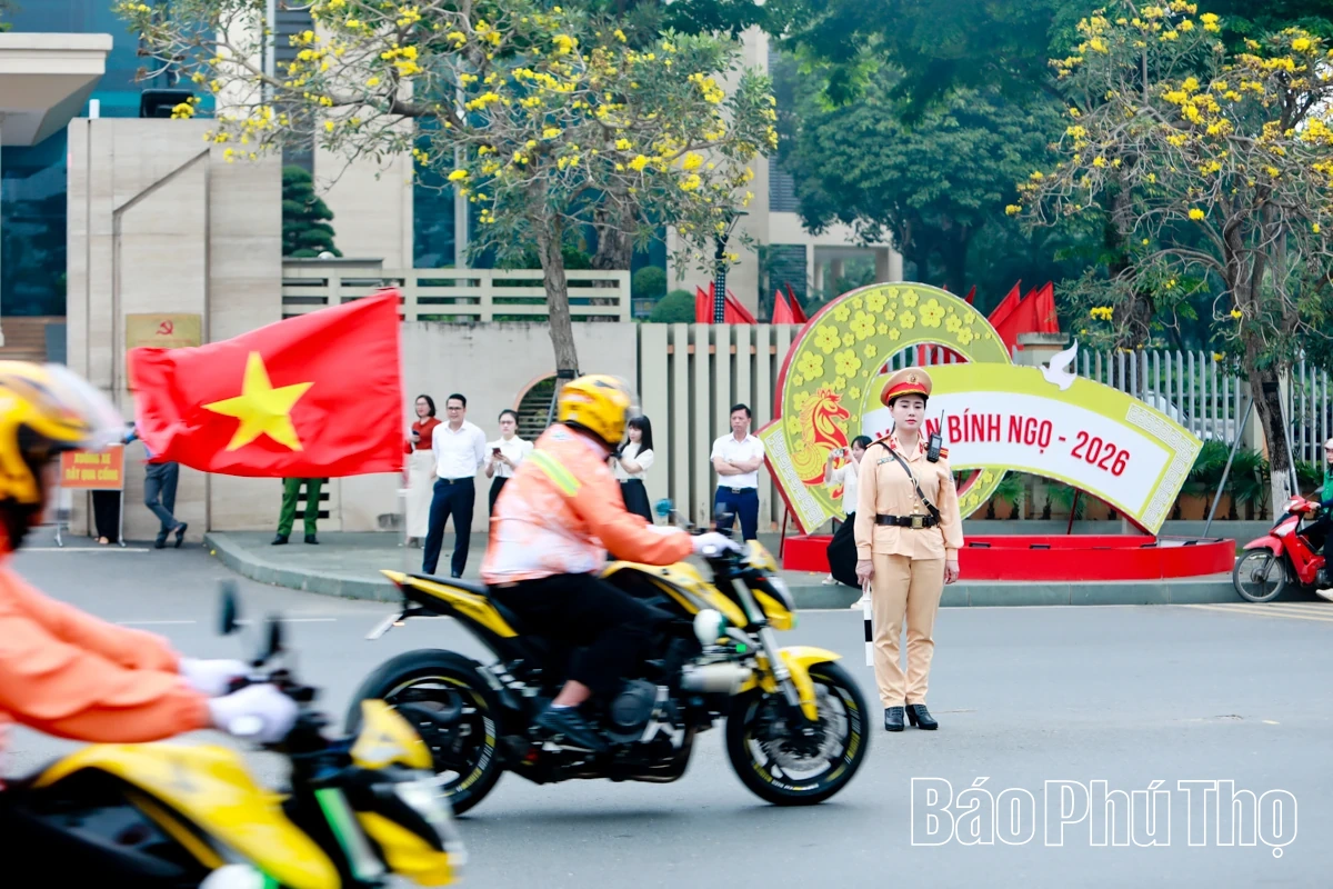 “Rực cháy” đường đua “Non sông liền một dải”