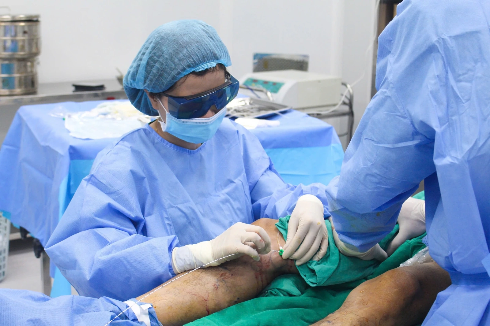 Hồi sinh đôi chân khoẻ đẹp chỉ sau một lần can thiệp