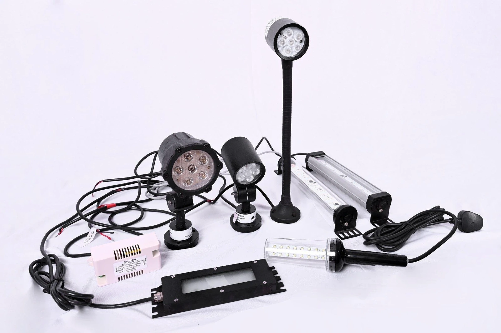 Đèn LED máy công cụ ATPro - Tăng độ chính xác gia công, giảm lỗi sản xuất