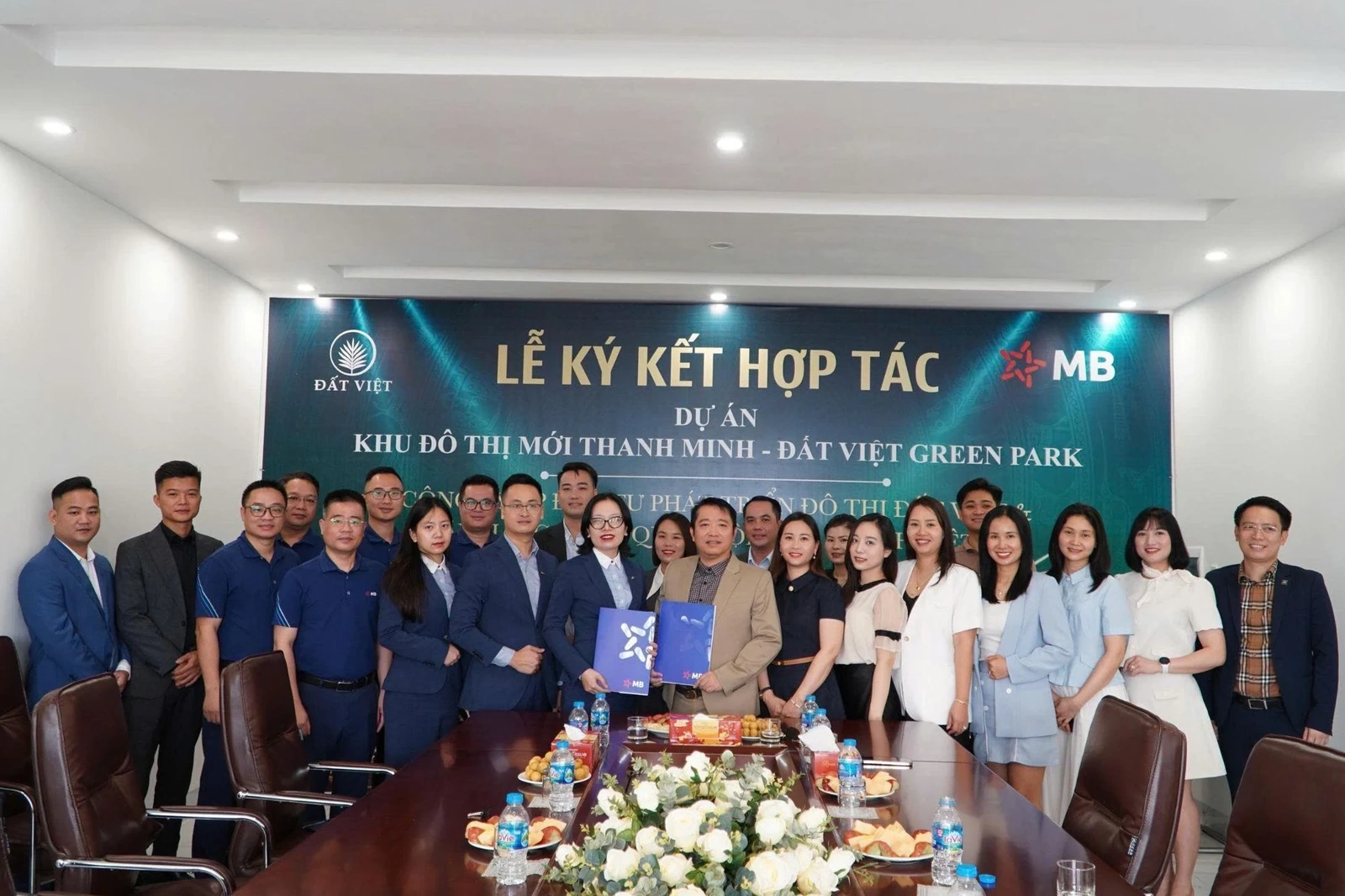 Lễ ký hết hợp tác chiến lược - CĐT Đất Việt & Ngân hàng TMCP quân đội Chi nhánh Việt Trì mở ra chu kỳ tăng trưởng mới tại Phú Thọ