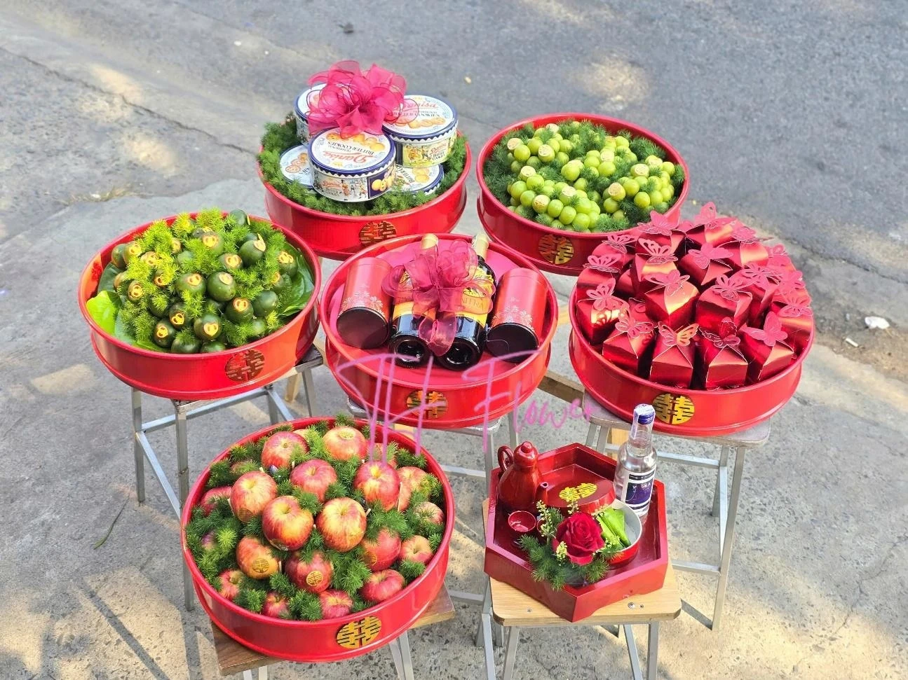 Mua mâm quả đám cưới ở đâu uy tín tại TPHCM? Gợi ý từ TH Flower
