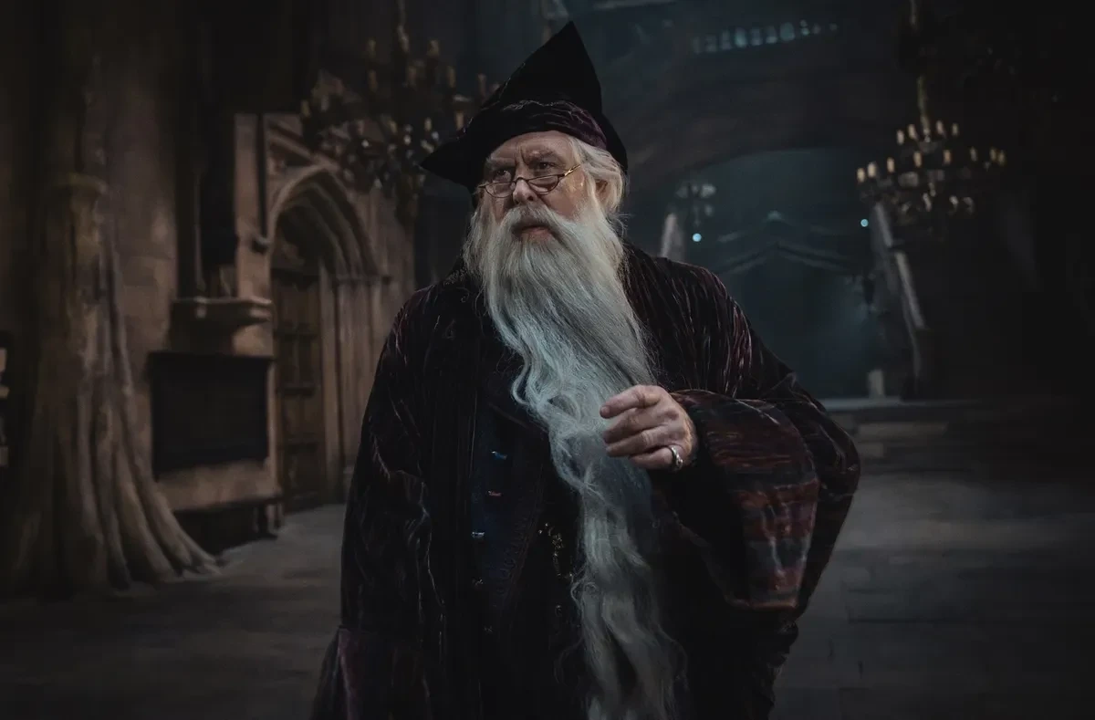 Harry Potter ra mắt chương trình hậu trường đặc biệt về thế giới phù thủy