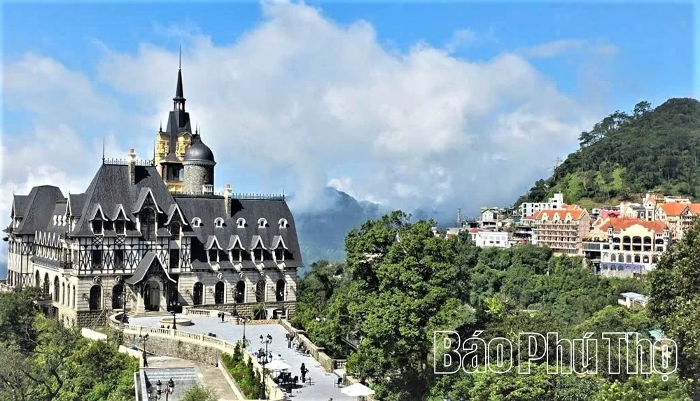 “Sắc màu Du lịch Đất Tổ”