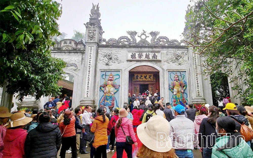 Quảng bá du lịch Phú Thọ từ Lễ hội Đền Hùng