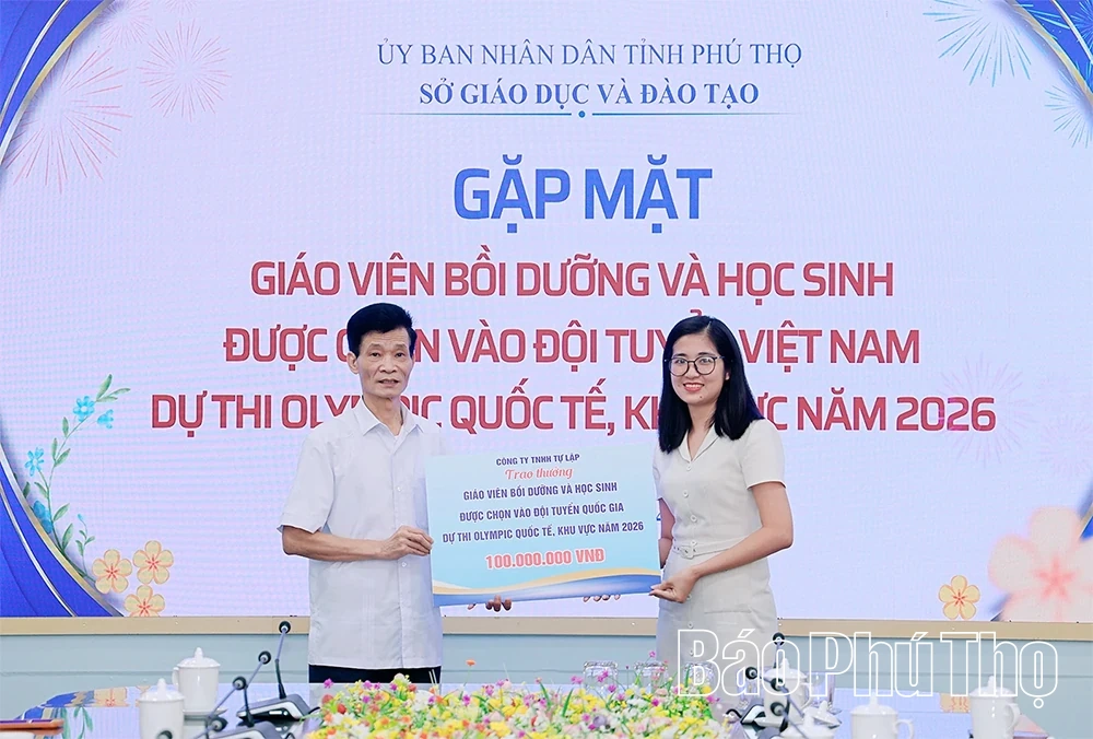 Gặp mặt giáo viên bồi dưỡng và học sinh được chọn vào đội tuyển dự thi Olympic quốc tế và khu vực năm 2026