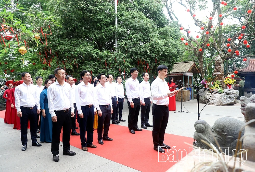 Các địa phương dâng hương tưởng niệm các Vua Hùng