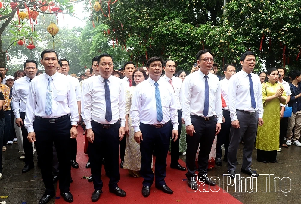 Xã Vân Bán và xã Đồng Lương dâng hương tưởng niệm các Vua Hùng