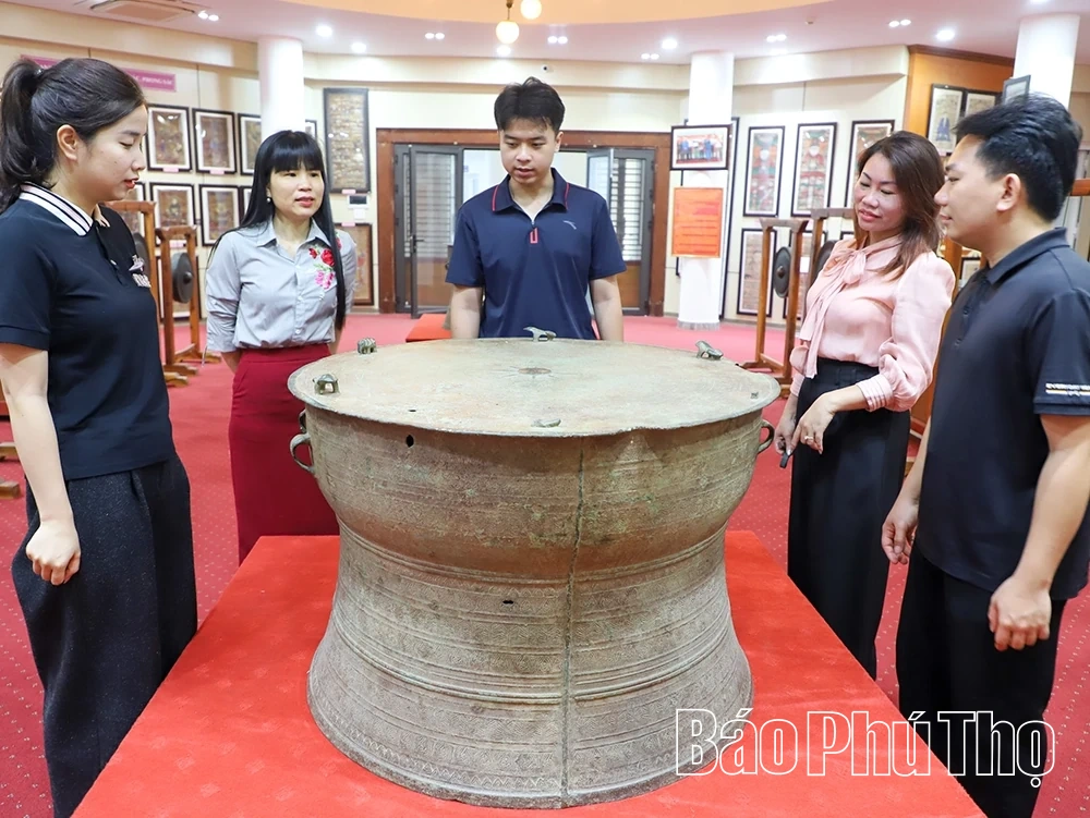 Âm vang trống đồng - tiếng đồng vọng qua “chín núi, mười sông”...