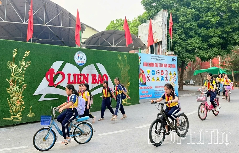 Xây dựng mô hình “Cổng trường ATGT”: Khi ý thức tạo nên diện mạo mới