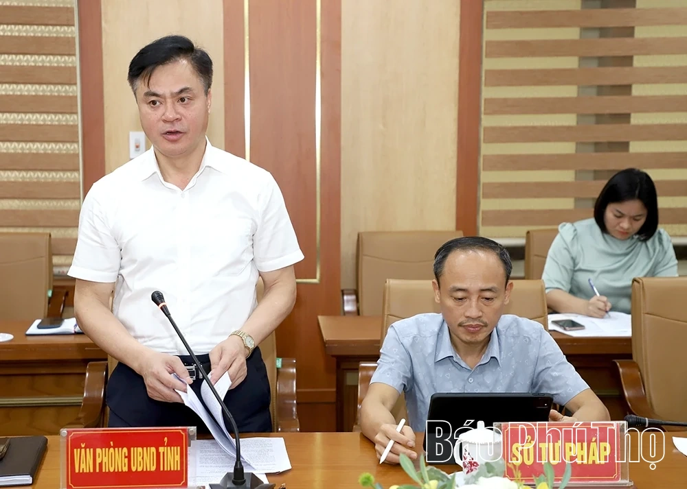 Phó Chủ tịch UBND tỉnh Vũ Việt Văn cho ý kiến về công tác quản lý xây dựng và chủ trương đầu tư dự án nhà ở trên địa bàn tỉnh