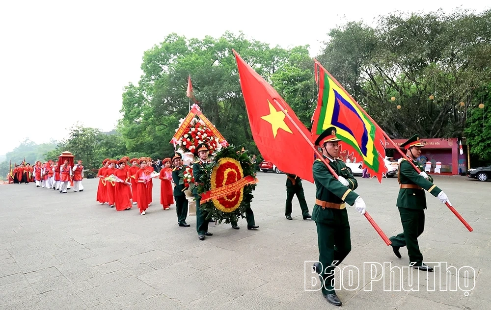 Xã Hy Cương dâng hương tưởng niệm các Vua Hùng