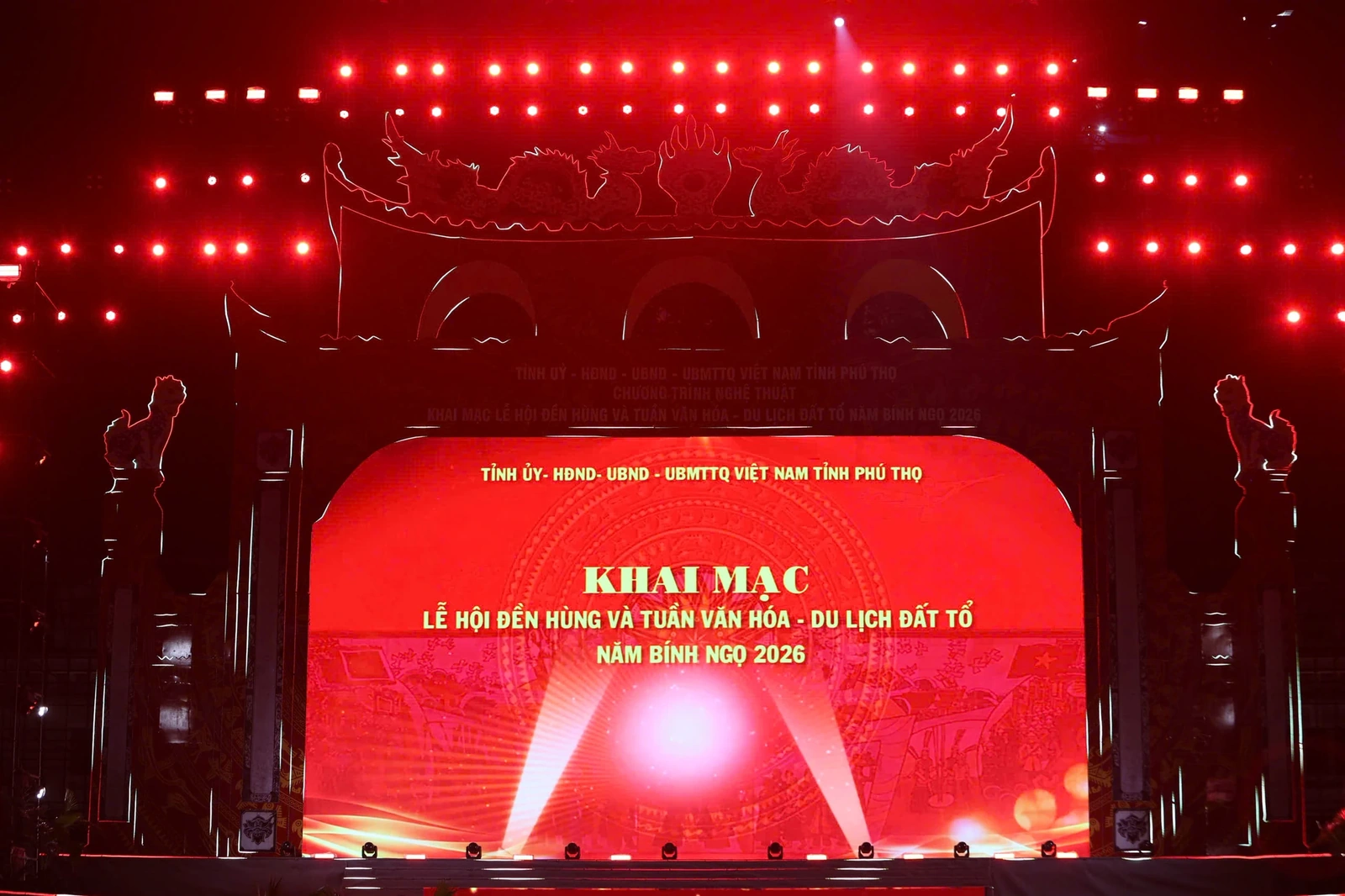 TRỰC TUYẾN: Khai mạc Lễ hội Đền Hùng và Tuần Văn hoá - Du lịch Đất Tổ năm Bính Ngọ 2026