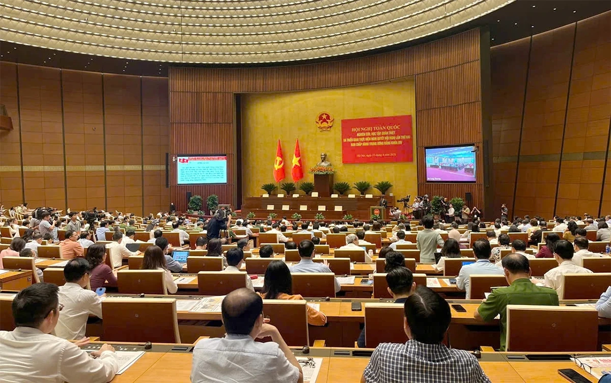 Gần 2,2 triệu đảng viên dự Hội nghị toàn quốc nghiên cứu, học tập và triển khai thực hiện Nghị quyết Hội nghị Trung ương lần thứ Hai, khóa XIV