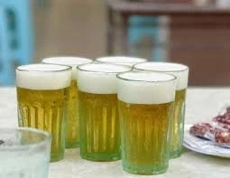 Lạm dụng đồ uống giải nhiệt mùa hè gây hại thận