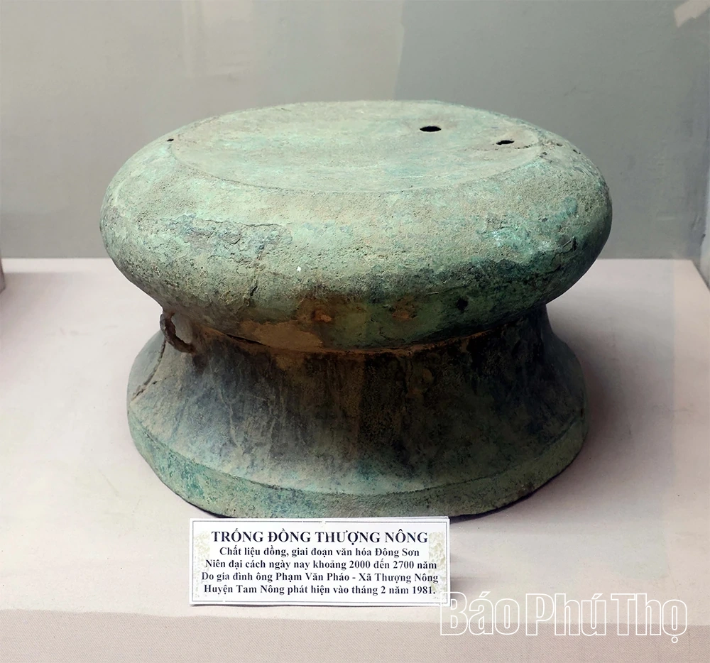 Trưng bày hơn 500 tài liệu, hiện vật tiêu biểu thời đại Hùng Vương