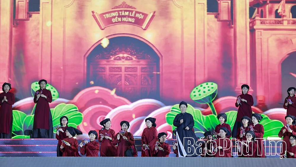 Đưa nhau về trong câu ca