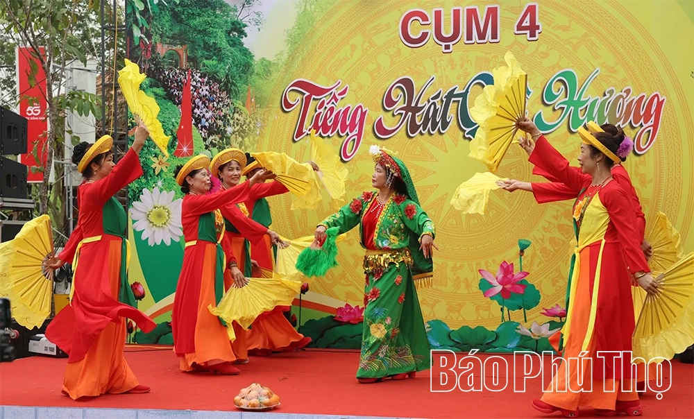 Sắc màu các dân tộc tại hội trại văn hóa