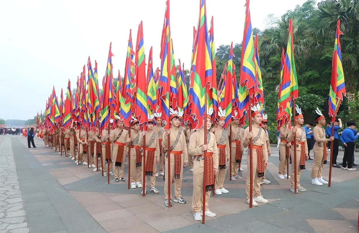 Solemn Reception of Delegations for the Hung Kings Commemoration at Hung Temple