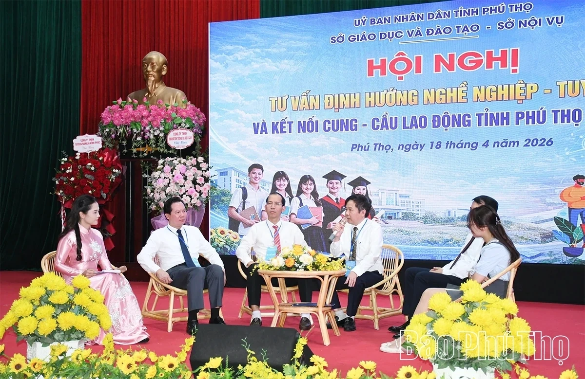 Career Guidance, Admissions Counseling, and Labor Supply-Demand Connectivity