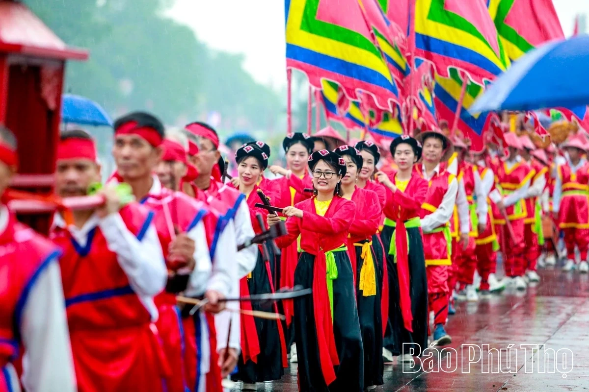 The Palanquin Procession: A Sacred Symbol of Gratitude to Ancestors