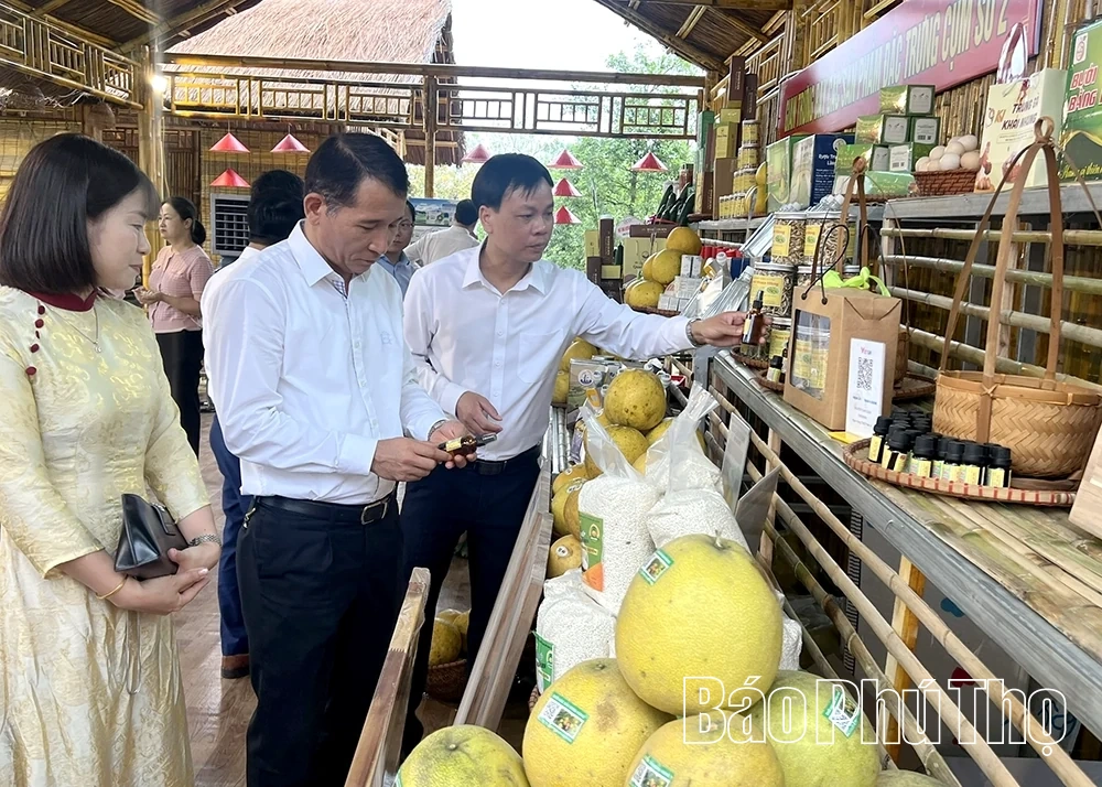 Quảng bá sản phẩm đặc trưng vùng Đất Tổ trong dịp Giỗ Tổ Hùng Vương