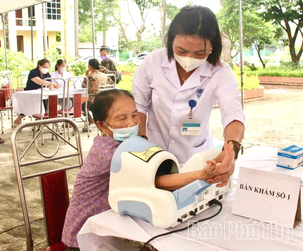 Thổ Tang - truyền thống quê hương, sức vươn nội tại