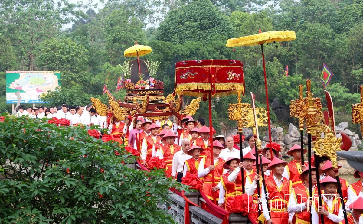 Trang nghiêm Lễ giỗ Đức Quốc Tổ Lạc Long Quân