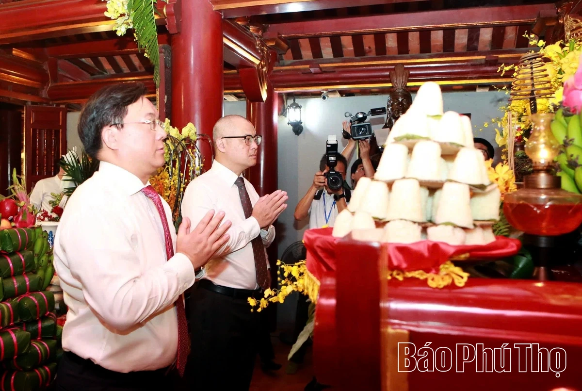 Trang nghiêm Lễ giỗ Đức Quốc Tổ Lạc Long Quân