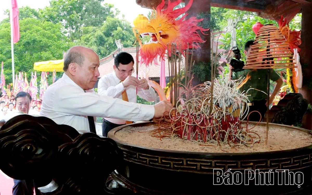 Trang nghiêm Lễ giỗ Đức Quốc Tổ Lạc Long Quân