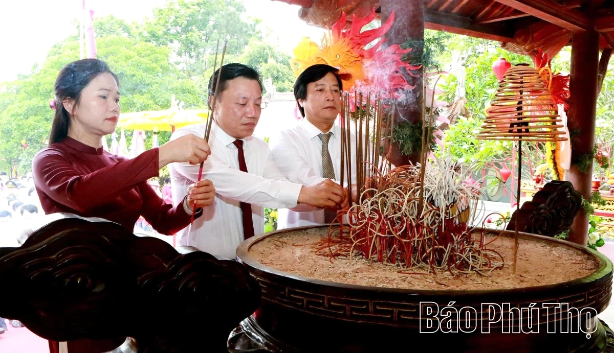 Trang nghiêm Lễ giỗ Đức Quốc Tổ Lạc Long Quân