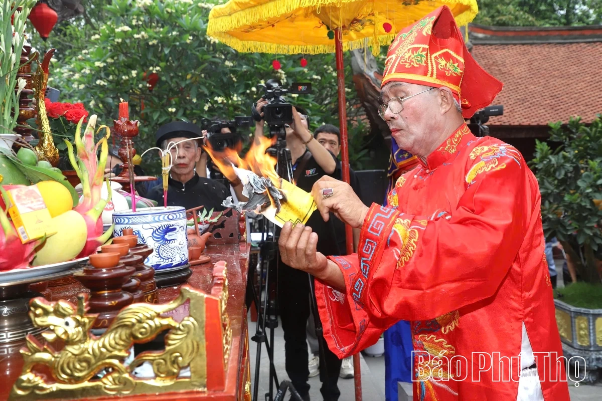 Trang nghiêm Lễ giỗ Đức Quốc Tổ Lạc Long Quân