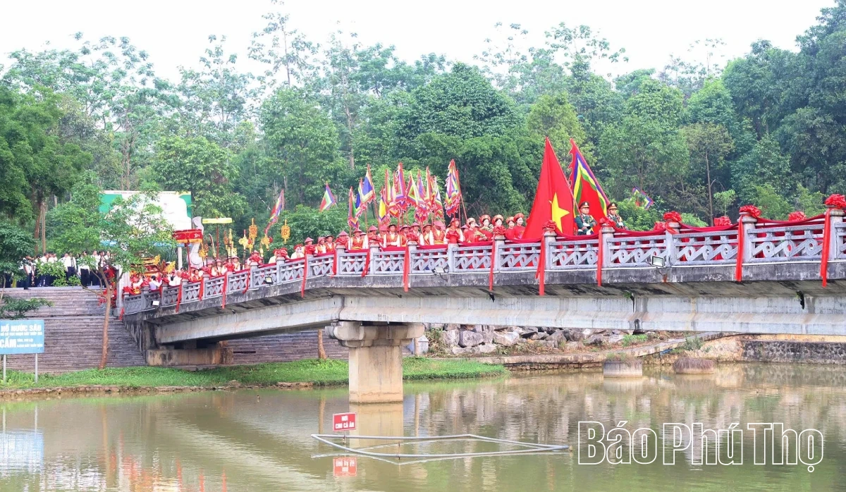 Trang nghiêm Lễ giỗ Đức Quốc Tổ Lạc Long Quân