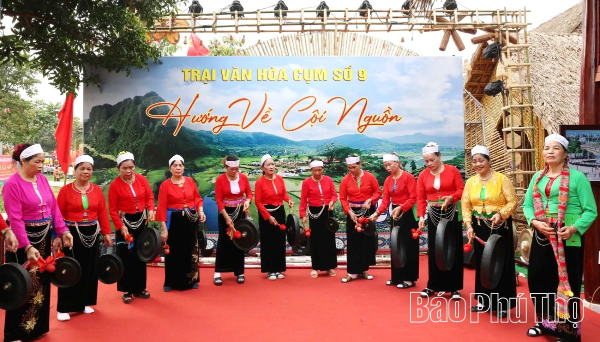 Sắc màu Văn hóa Mường tại Đền Hùng