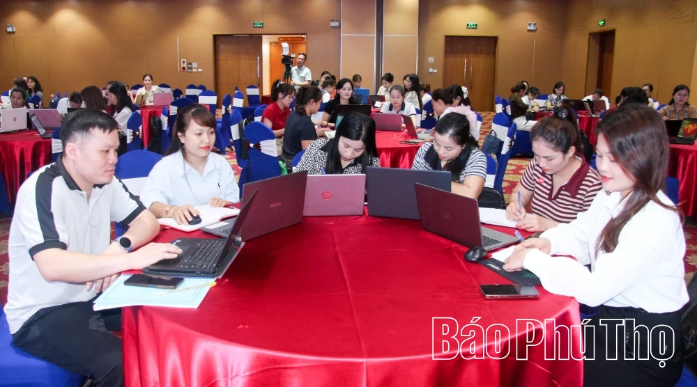 180 cán bộ, giáo viên mầm non khu vực Hòa Bình được tập huấn ứng dụng trí tuệ nhân tạo (AI)