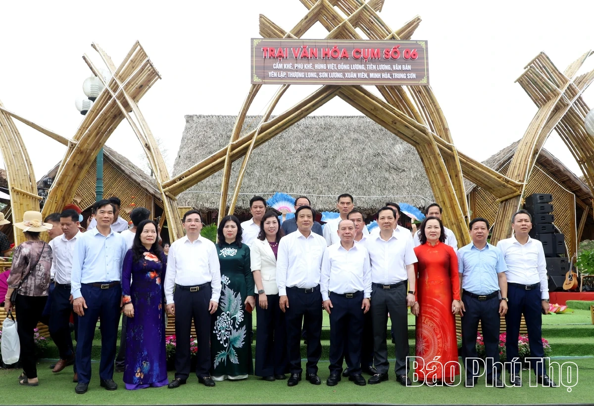 Lãnh đạo tỉnh thăm, động viên các đơn vị tham gia Hội trại văn hóa năm 2026