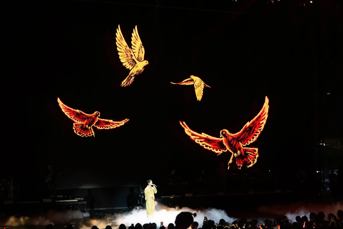 Màn kết hợp bất ngờ của Hoàng Dũng, Nguyễn Hùng, Mỹ Anh trong Sao Concert