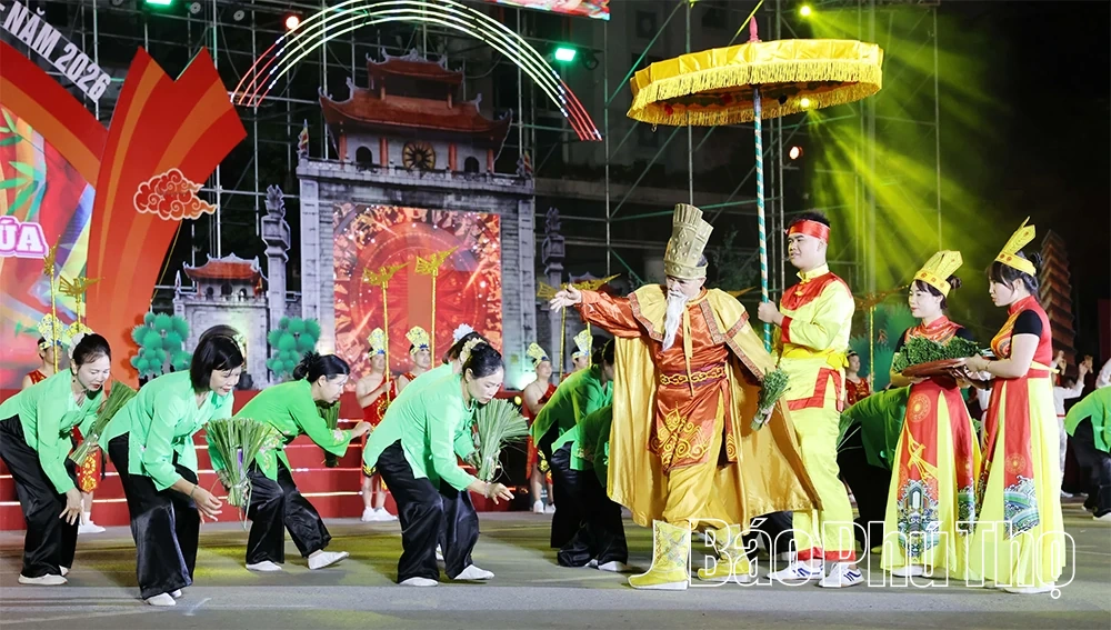 Bức tranh văn hóa đa sắc màu tại Lễ hội Đền Hùng