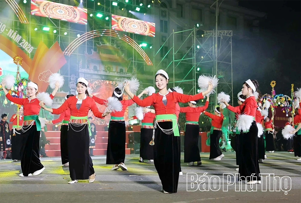 Bức tranh văn hóa đa sắc màu tại Lễ hội Đền Hùng