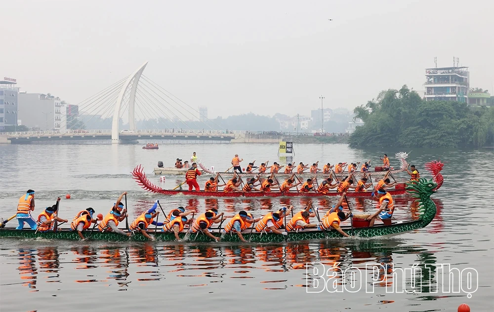 Bức tranh văn hóa đa sắc màu tại Lễ hội Đền Hùng