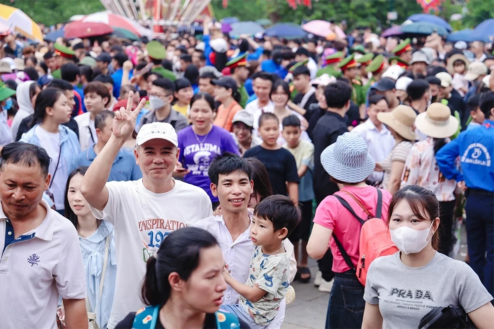 Linh thiêng ngày Giỗ Tổ